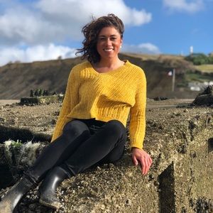 Meet your Posher, Alexia